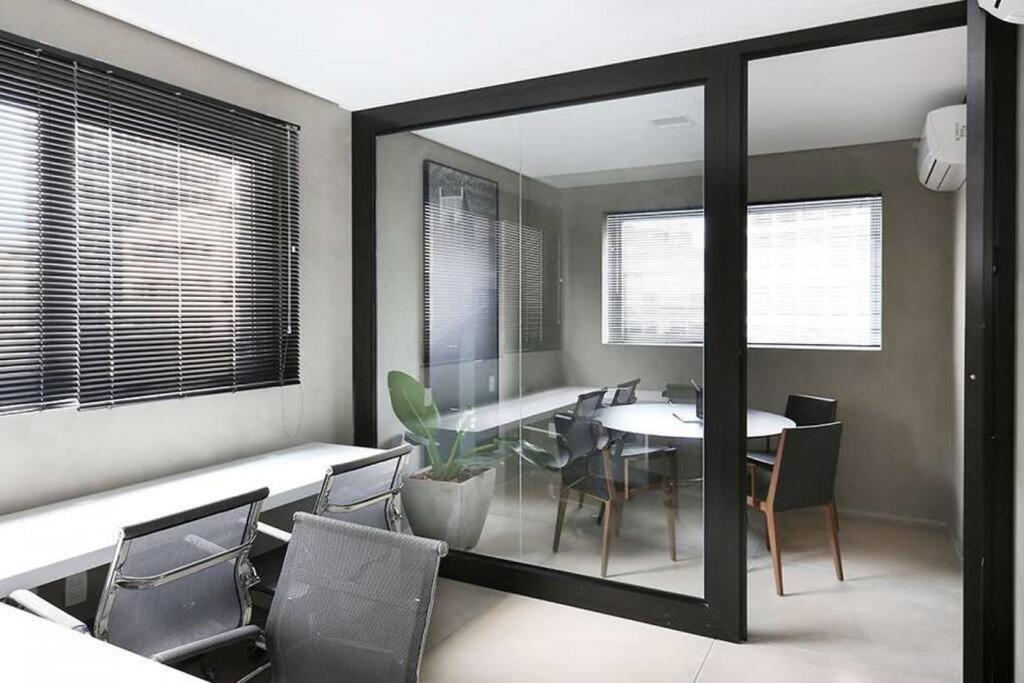 Apartamento Loft Andar Alto/centro/consolacao, 1111 *