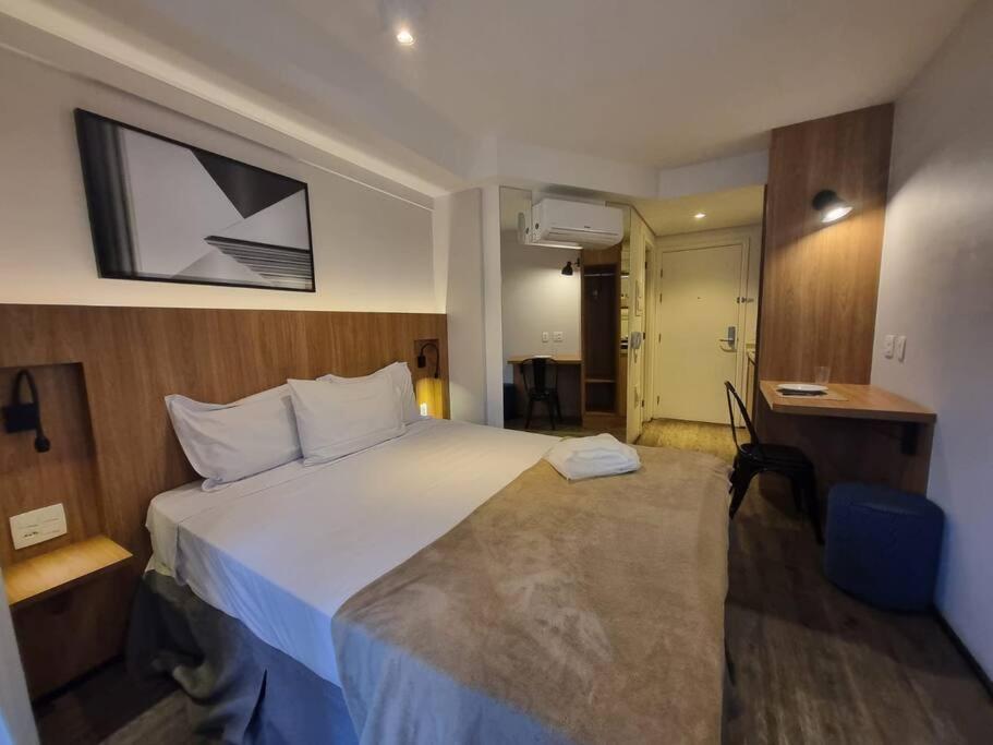 Apartamento Loft Andar Alto/centro/consolacao, 1111